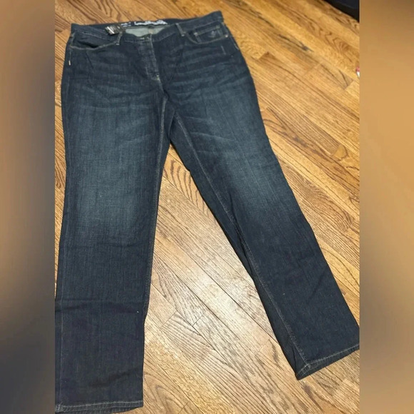 EDDIE BAUER Boyfriend Relaxed Button Fly Ladies Specially Dyed Dark Jean Sz T20 - Picture 6 of 10